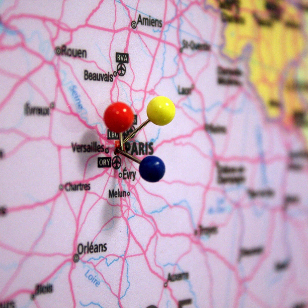 Map Pins - 100 multi-coloured map pins, ideal for use on Wall Maps ...